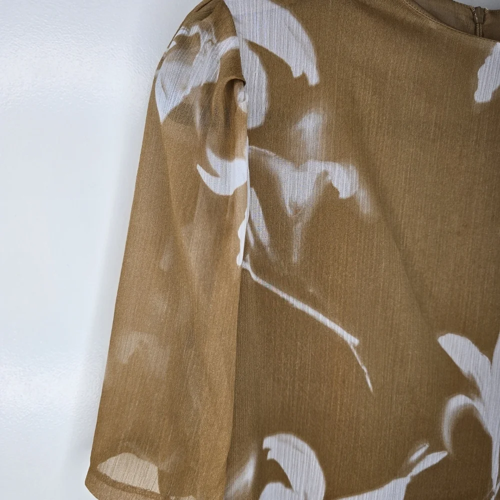 Calvin Klein Tan and White Boxy Sheer Lined Blouse Medium - Picture 2 of 4